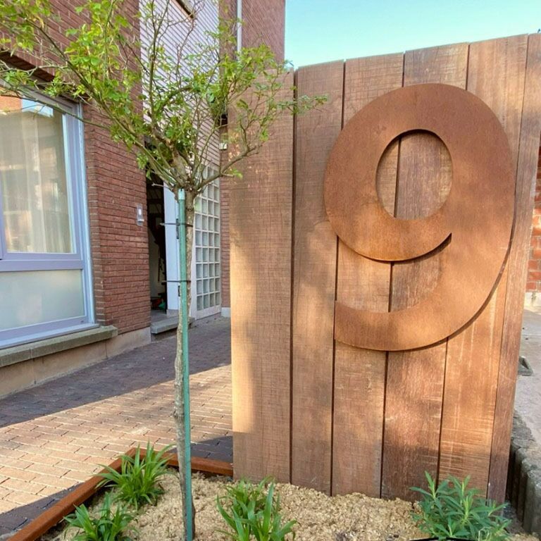 Hišna številka iz jekla corten 4 - 80 cm