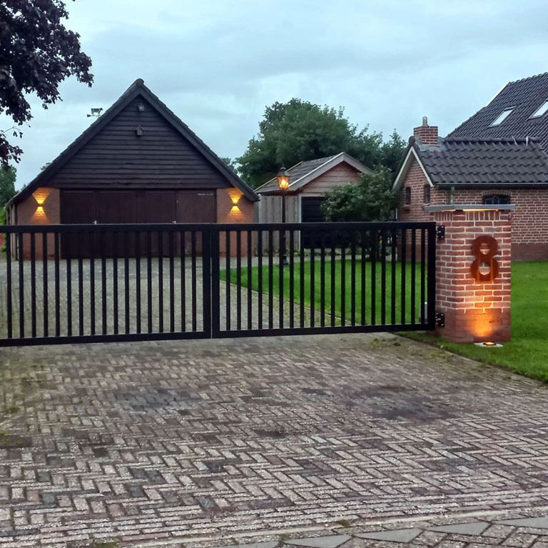 Hišna številka iz jekla corten 8 - 50 cm