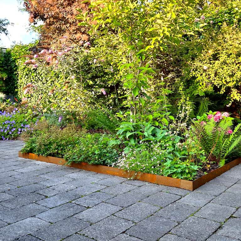 Obrobe za gredice iz jekla corten ravno 15 cm (dolžina 240 cm)