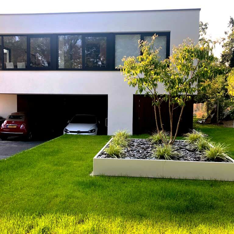 Korito za rože iz prašno barvanega jekla Miami xxl 300 x 300 cm