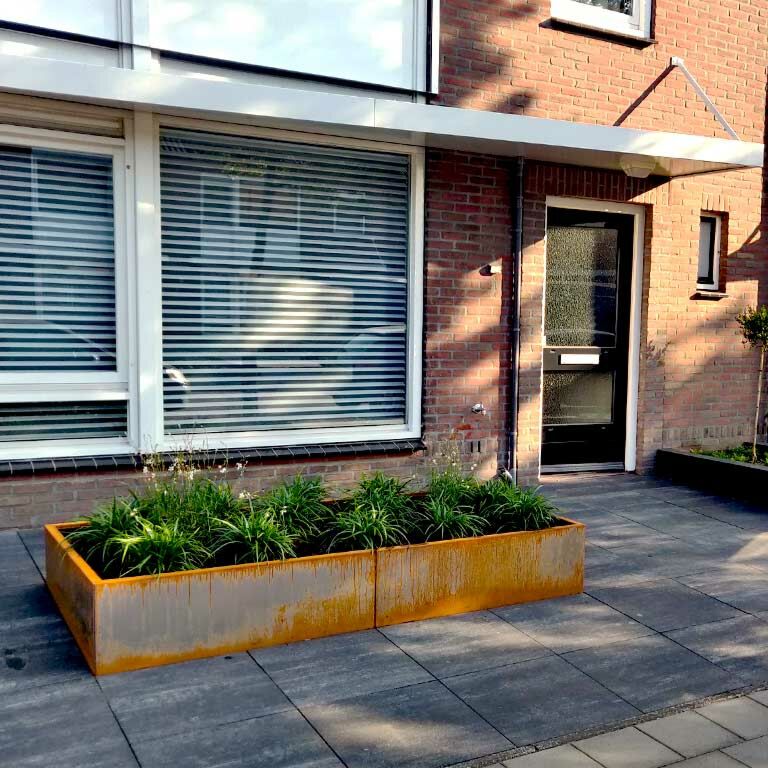Korito za rože iz jekla corten Texas xxl 240 x 40 cm