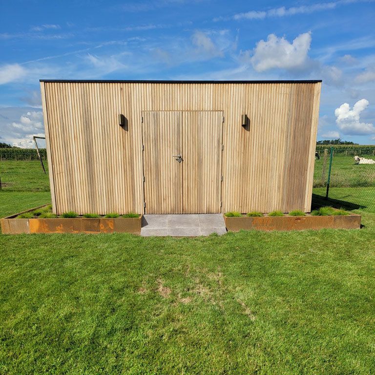 Škarpa iz jekla corten ravno 100 cm (višina 30 cm)