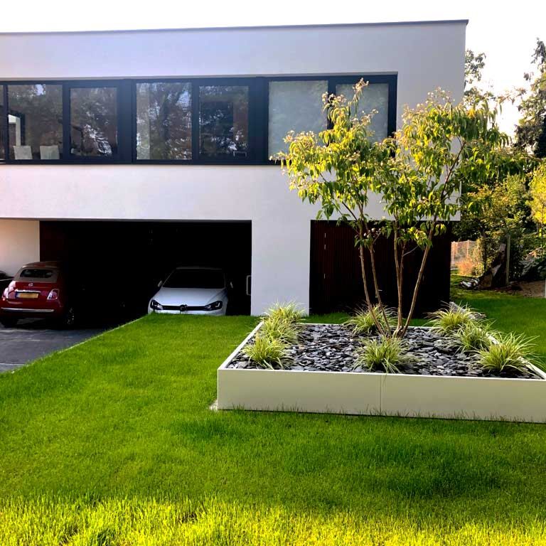 Korito za rože iz prašno barvanega jekla Miami xxl 300 x 300 cm