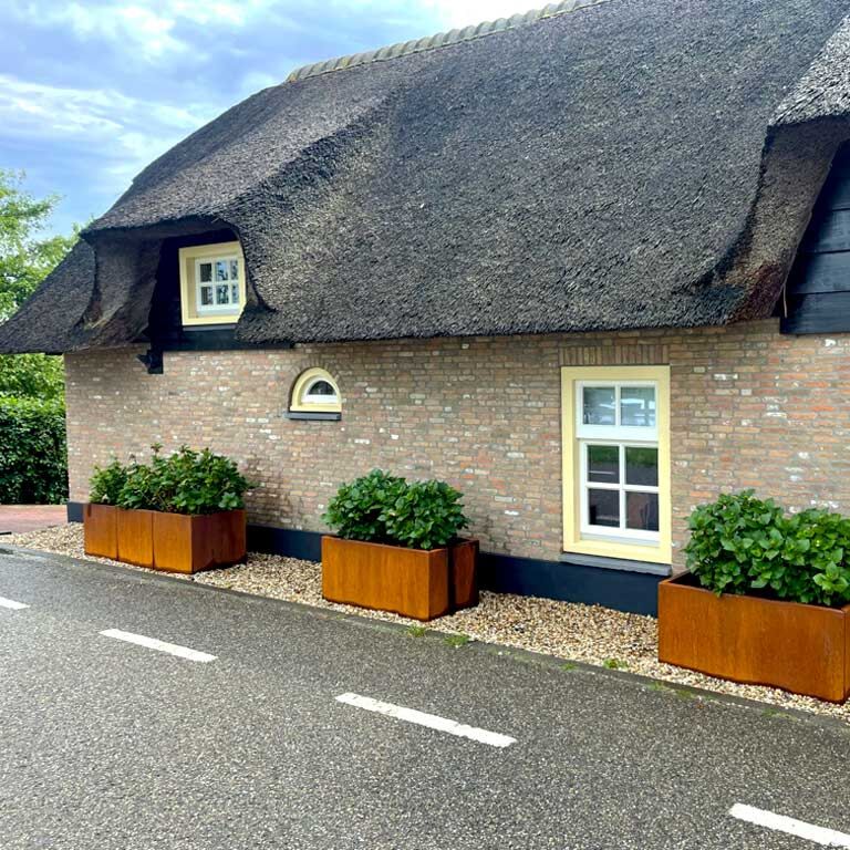 Korito za rože iz jekla corten Texas 50 x 100 cm