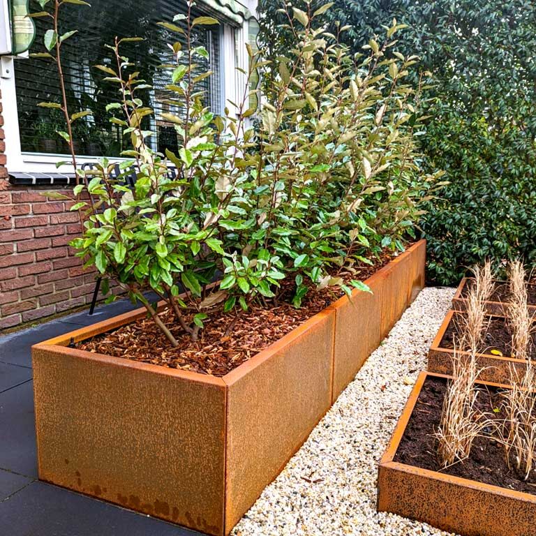 Korito za rože iz jekla corten Texas xxl 320 x 60 cm