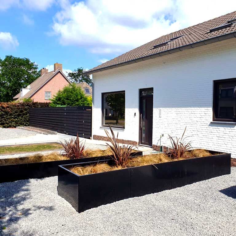 Korito za rože iz prašno barvanega jekla Texas xxl 480 x 100 cm