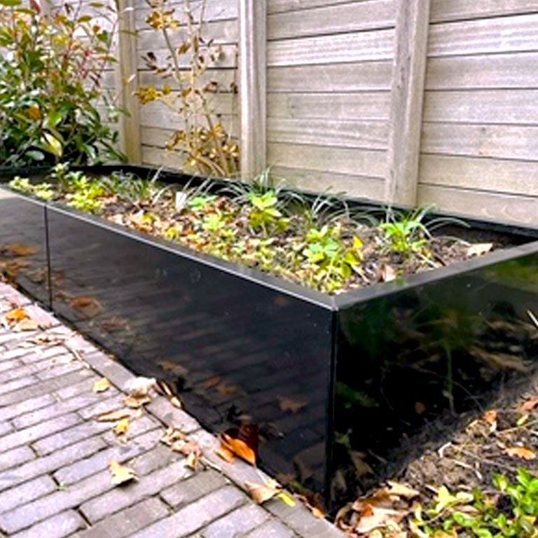 Korito za rože iz prašno barvanega jekla Texas xxl 480 x 80 cm